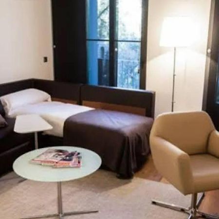 Izaka Apartments D377 Barcelona Luaran gambar